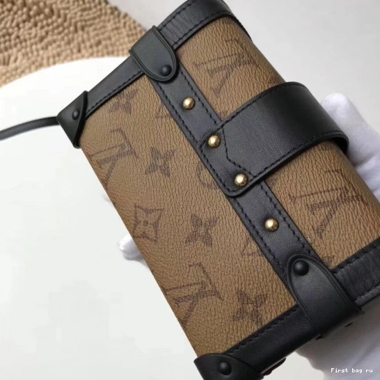 Frstbag ru Louis Vuitton CHANELutch Trunk Malle Petite 0815